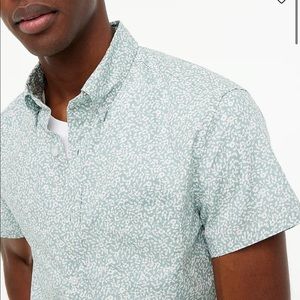 NWT J. Crew Printed short-sleeve slim flex casual shirt — Mint Ice Ivory- size M